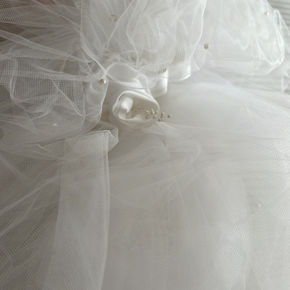 Elegant custom bridal veil 40” length pearl tiara headband flower bustle formal - Picture 8 of 12